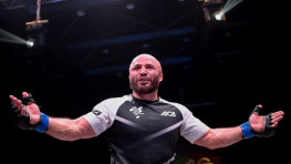 Магомед Исмаилов победил Ивана Штыркова в конкурентном бою