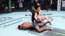 UFC Fight Night 291: Мэлотт нокаутировал Бакли в турнире с рекордным числом досрочных побед