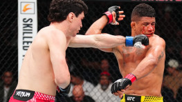 UFC Виннипег: Гилберт Бернс завершил карьеру после поражения