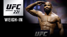 Видео: Взвешивание участников UFC 221