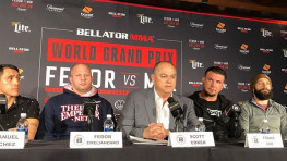 Скотт Кокер: Миру и Емельяненко критически важна победа на данном этапе карьеры