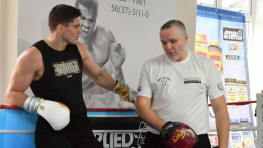  Верхувен рассказал, что начал готовиться к бою в боксе еще в декабре