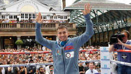 Видео: Сюжет об открытой тренировке перед боем Головкин-Брук