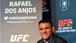 Рафаэль дос Аньос:  Пару раз проведу защиту пояса и перейду в полусредний вес