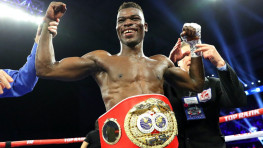 Лу Дибелла: Комми способен создать трудности Ломаченко