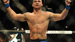 Видео боя Робби Лоулера и Мэтта Брауна