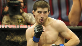 Рустам Хабилов встретится с Адриано Мартинсом