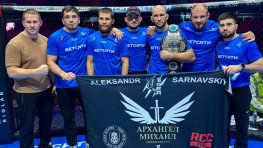 Александр Сарнавский завоевал титул чемпиона Fight Nights в полусреднем весе