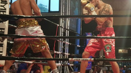 Видео боя Шавката Рахимова и Азинги Фузиле