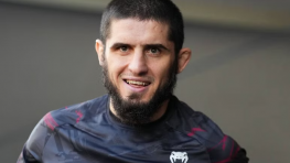 Ислам Махачев не считает Джона Джонса лучшим бойцом независимо от веса