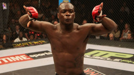 Овинс Сент-Прю нокаутировал Маурисио Хуа на первой минуте боя