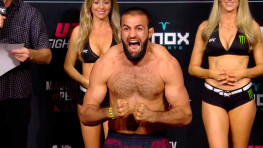 UFC Баку: Тахир Абдуллаев досрочно победил Джефферсона Насименто