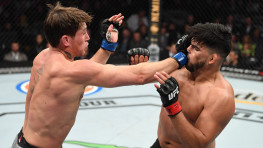 Даррен Тилл победил Гастелума раздельным решением судей