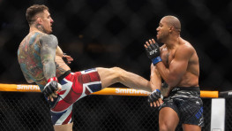 Дана Уайт готов провести второй бой между Аспинэллом и Ганом