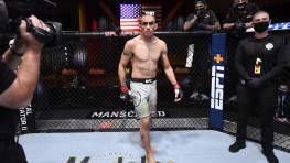 Стерлинг: Это был постаревший Тони Фергюсон, бой с Хабибом должен был пройти на пять лет раньше