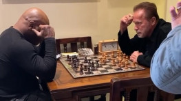 Кадр дня: Майк Тайсон и Арнольд Шварценеггер