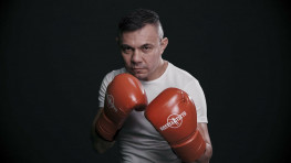 Константин Цзю: Я лысею, смотря бои своих сыновей