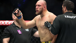 Официально анонсирован следующий бой Вальтера Уокера