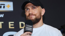 Ломаченко рассказал, зачем он остался в легком весе