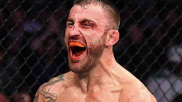 Александр Волкановски дал прогноз на бой Холлоуэй — Родригес