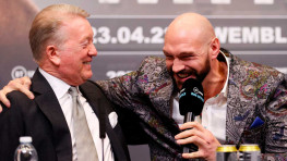 Фрэнк Уоррен не подтвердил уход Тайсона Фьюри в компанию Zuffa