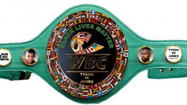 Кадр дня: Специальный пояс WBC для боя Майка Тайсона и Роя Джонса