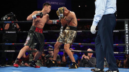 Дмитрий Бивол победил Айзека Чилембу