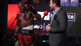 Уайт: Сломаю Джошуа ногу и сам выйду против Фьюри