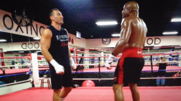 Бриггс вновь вызывет Кличко на бой (+ видео)