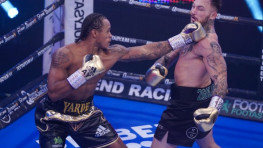 Энтони Ярд нокаутировал Дэка Спэлмена