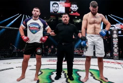 Результаты турнира Bellator 284: Бой Валентина Молдавского признан несостоявшимся