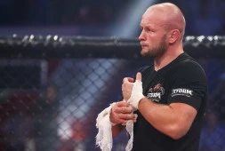 Александр Шлеменко победил ветерана UFC на шоу своей организации