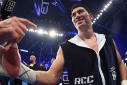 Дмитрий Бивол может стать «Боксером года» по версии The Ring