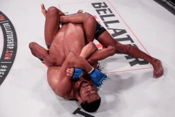 Эй Джей Макки победил Дариона Колдуэлла и вышел в финал Гран-При Bellator