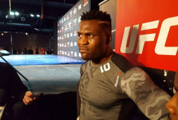 Франсис Нганну прокомментировал свой уход из UFC