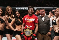 Гафуров и Настюхин одерживают победы на One Championship 43