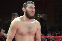 Арслан Яллыев успешно вернулся на ринг и вызвал на бой Сергея Харитонова
