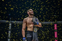 Ренье де Риддер успешно дебютировал в UFC