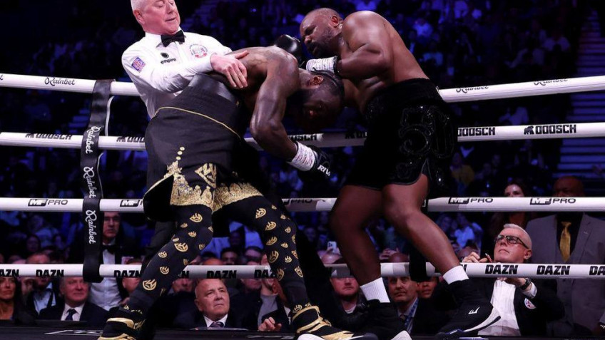 Хуршидбек Расулжонов прокомментировал победу Деонтея Уайлдера над Чисорой