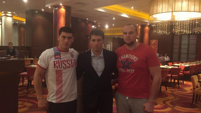 Вадим Корнилов о профессиональном дебюте Бивола и Кузьмина