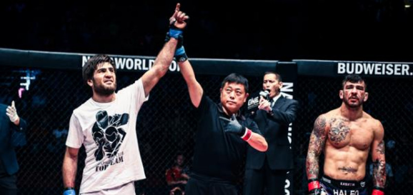 Мараф Гафуров побеждает на One FC 21