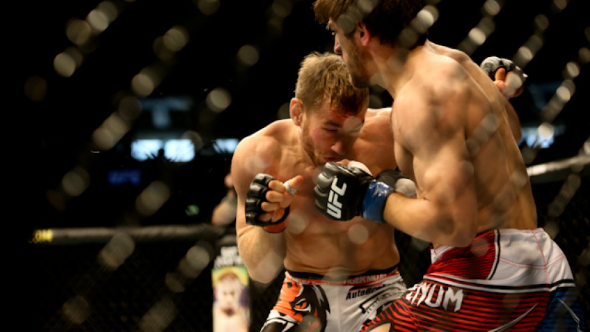 Видео боя Магомеда Мустафаева и Петра Халлмана