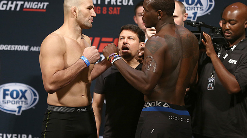 Видео боя Гловера Тейшейры и Овинса Сент-Прю