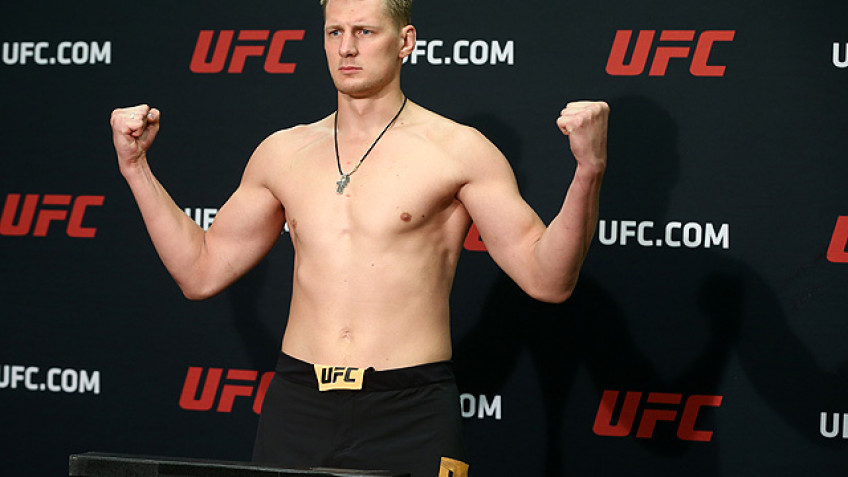 Взвешивание UFC on Fox 24: Волков — 111 кг, Нельсон — 118 кг