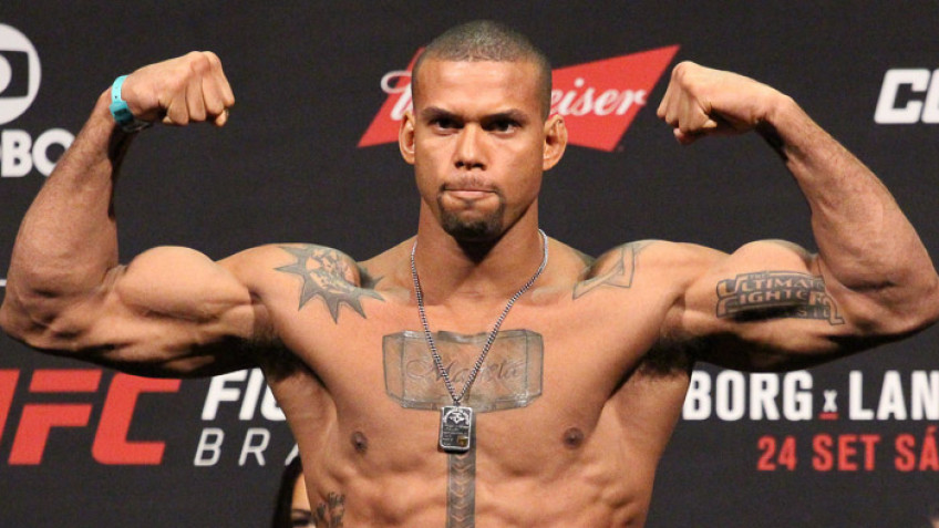 Тиаго Сантос о предстоящем бое с Магомедом Анкалаевым