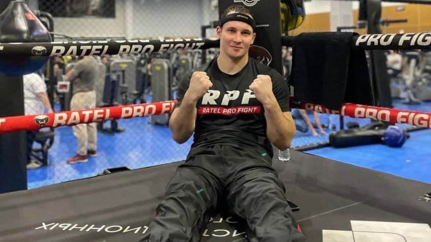 Виталий Петряков планирует провести бой 19 апреля в Москве