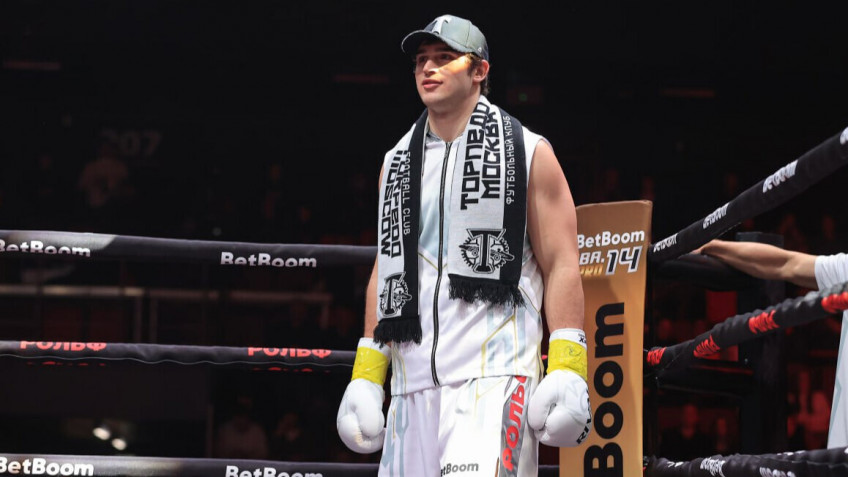 Герман Титов высказался о перспективах Давида Сурова в профессиональном боксе