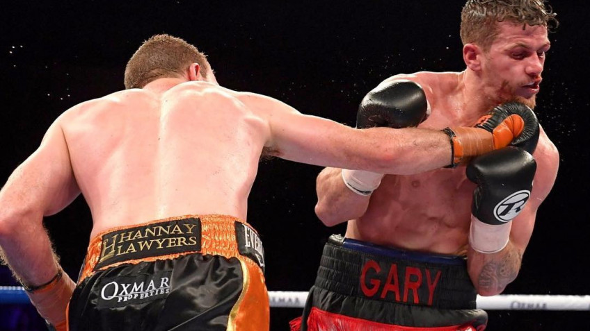 Джефф Хорн досрочно победил Гэри Коркорана (+видео)