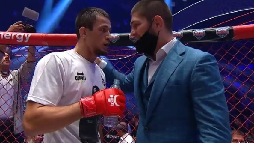 Усман Нурмагомедов досрочно победил Святослава Шабанова