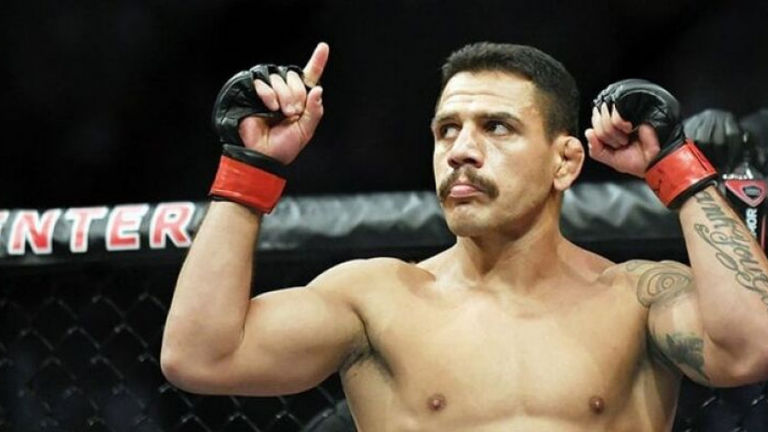 Рафаэль дос Аньос заинтересован в поединке с Джастином Гэтжи